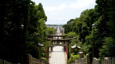 【光の道2025年】宮地嶽神社の見頃時期・混雑対策ガイド！駐車場と最強の「一社一社」とは？